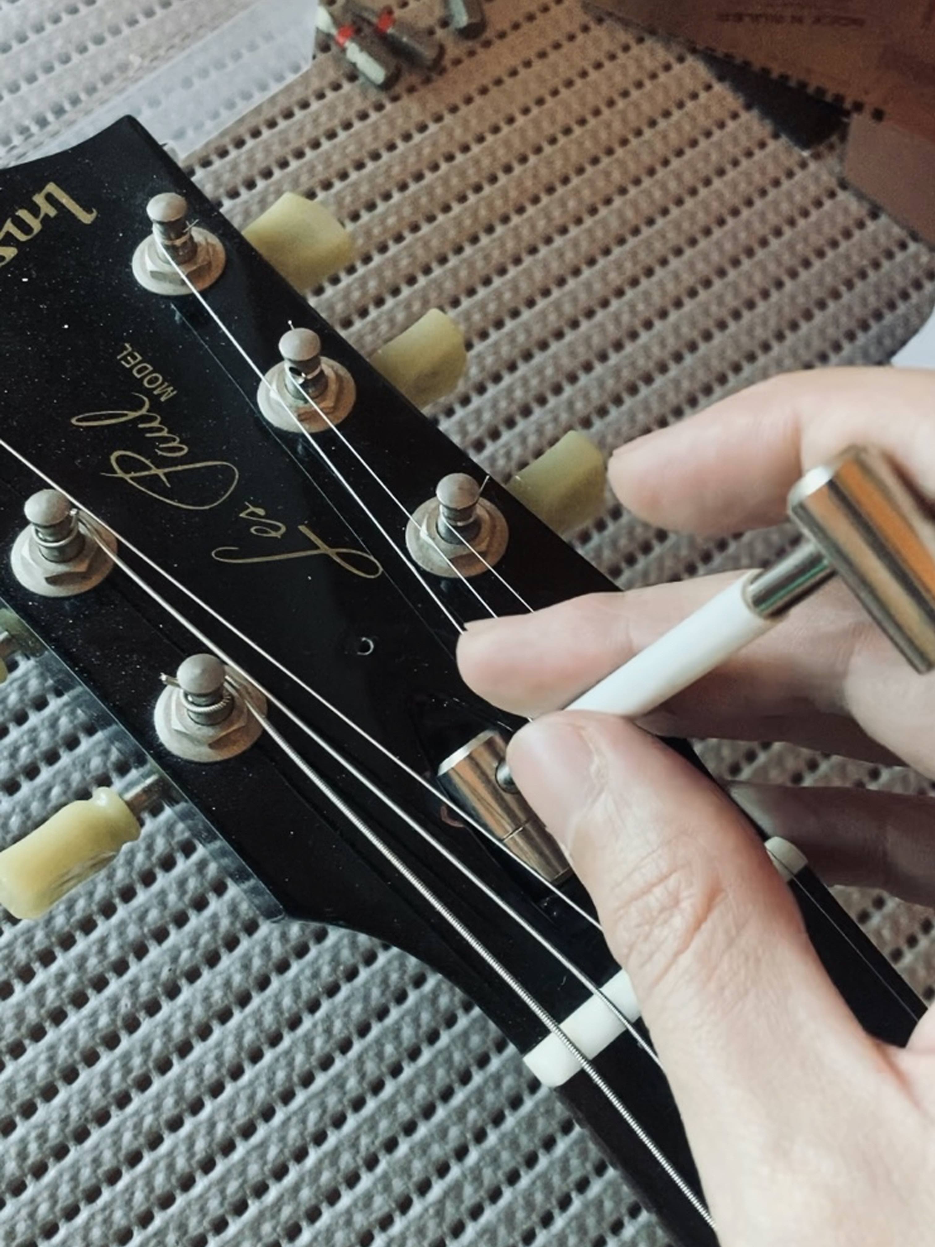 gibson les paul ajuste alma mástil mantenimiento